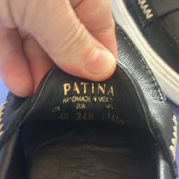 New! original packaging and box. Never worn-too small. Discontinued style. - Picture 3 of 6